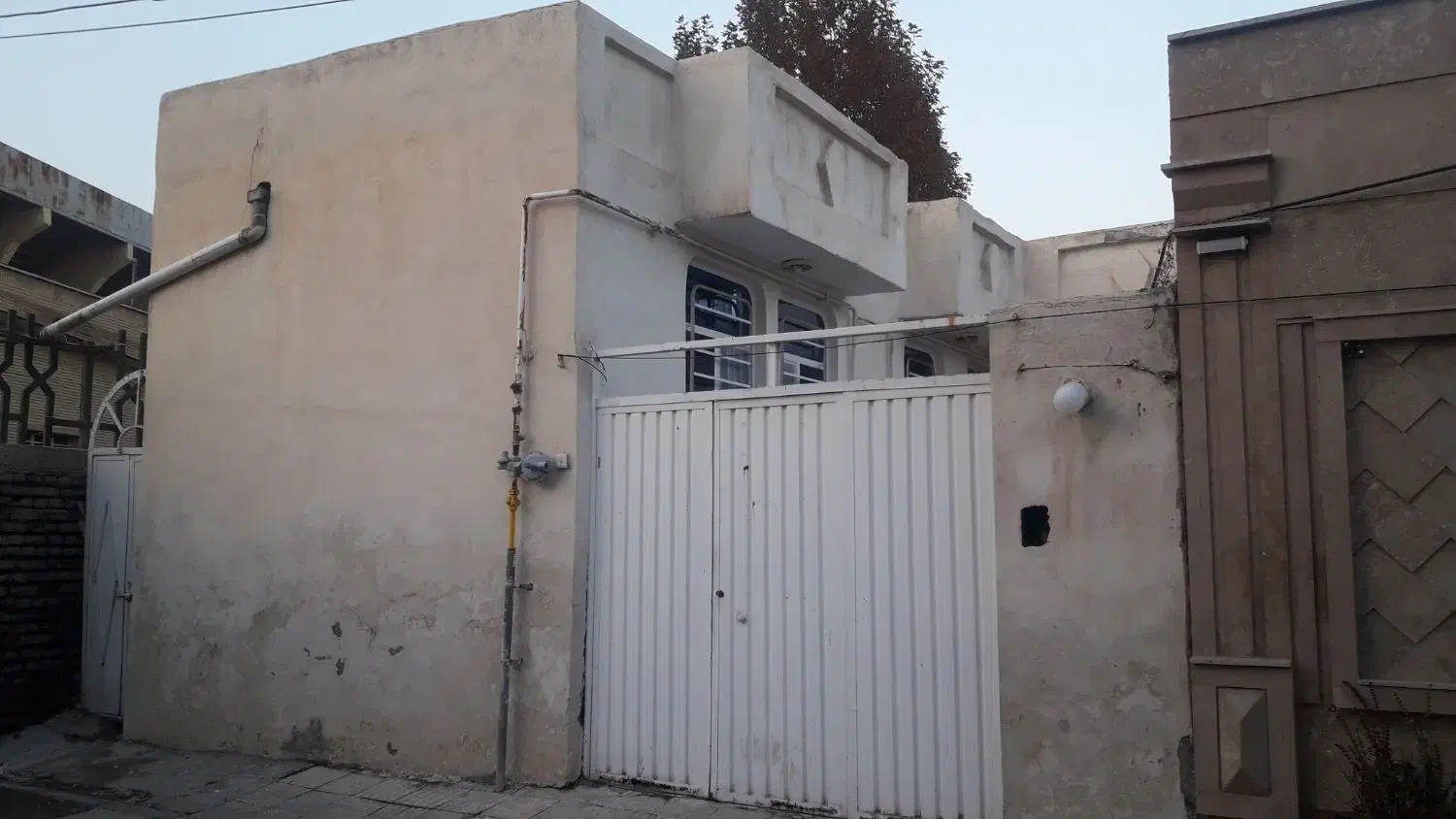 ۱۲۰متر۲طبقه۲خوابه دربست تیموری۵شهرک ایثار|اجارهٔ خانه و ویلا|انزل, |دیوار