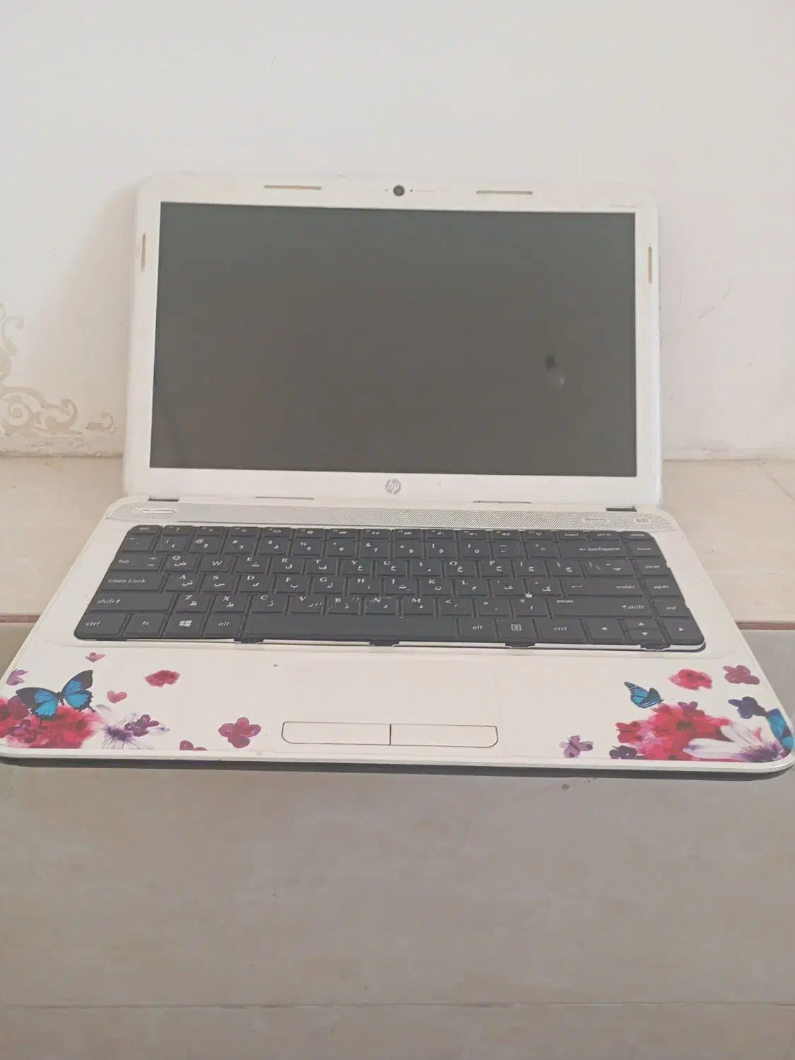 لبتاب|رایانه همراه|شیراز, کوزه گری|دیوار