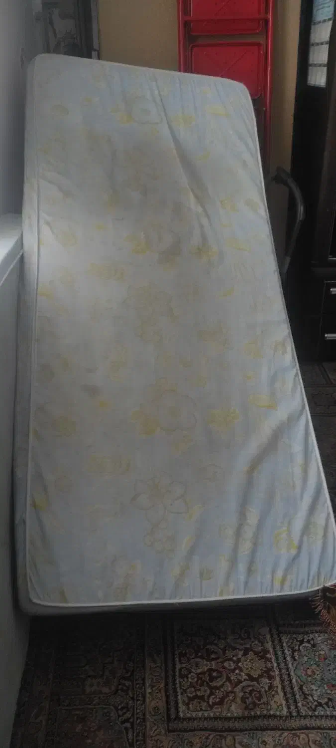 دوعدد تشک تخت یک نفره|تشک تختخواب|طرقبه, |دیوار