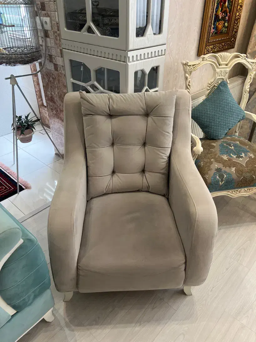 مبل راحتی نیم ست|مبلمان خانگی و میز عسلی|اردبیل, |دیوار