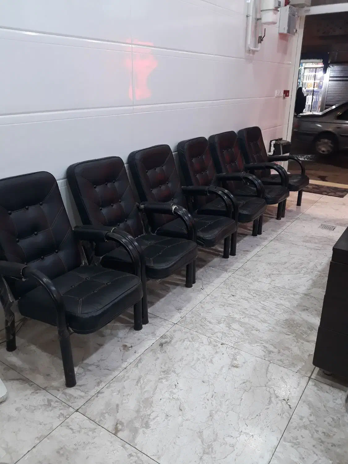 شش عدد صندلی انتظار سالم|دفتر کار|رشت, حسین آباد|دیوار