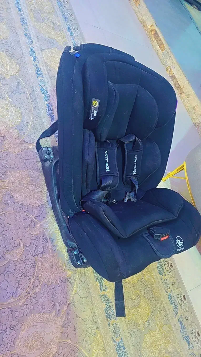 یک عدد صندلی ماشین کودک  و گهواره برقی|اسباب و اثاث بچه|شیراز, شهرک دارایی|دیوار