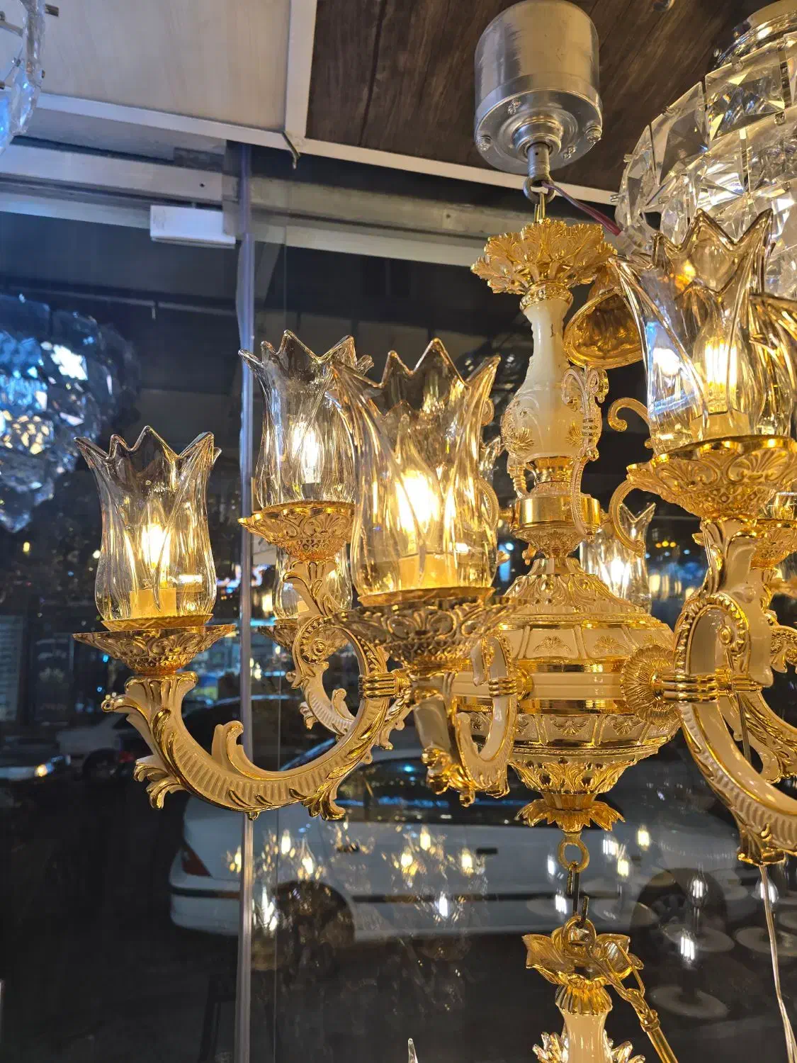 لوستر|لوستر و چراغ آویز|هشتگرد, شهرک ولیعصر (مصلی)|دیوار