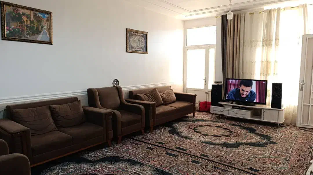 رهن منزل واقع در کرونی|اجارهٔ خانه و ویلا|شیراز, شهرک مدرس|دیوار