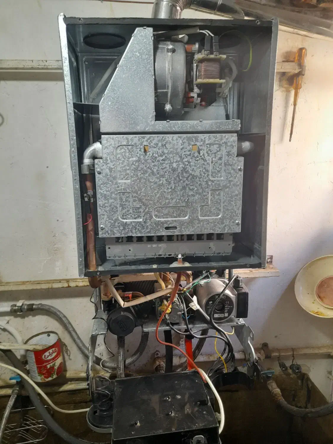 نصب وتعمیرات پکیج ابگرمکن بخاری|خدمات پیشه و مهارت|قزوین, |دیوار