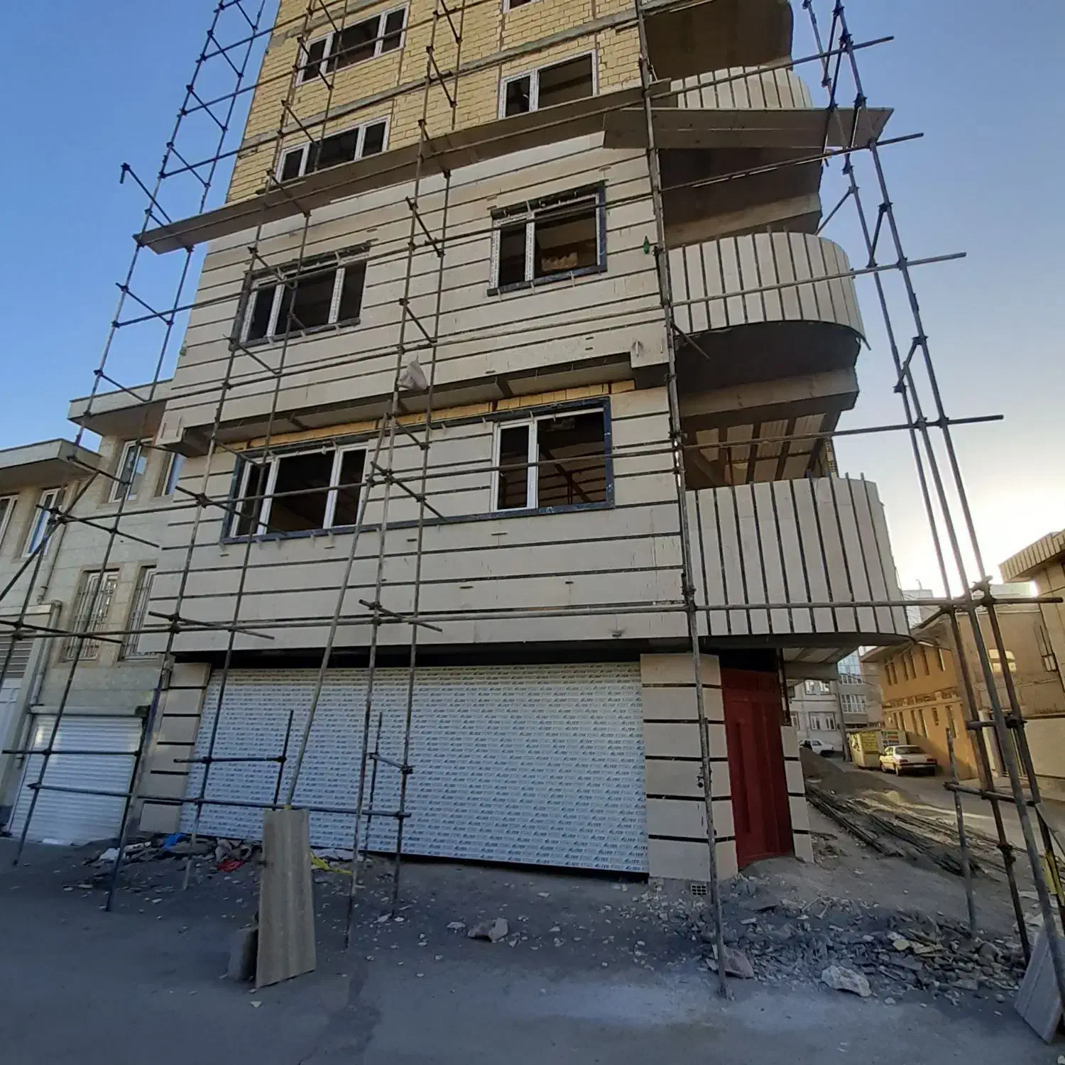 پیش فروش آپارتمان ۱۱۰متری منطقه هفتصد دستگاه و ...|پیشفروش املاک|اسلامآباد غرب, |دیوار