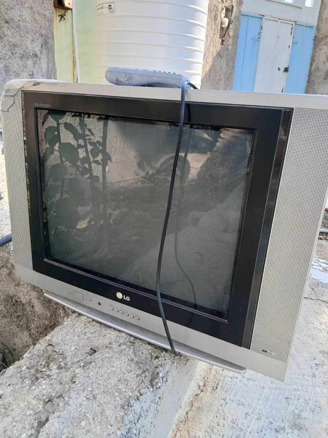 تلویزیون|تلویزیون و پروژکتور|خورموج, |دیوار