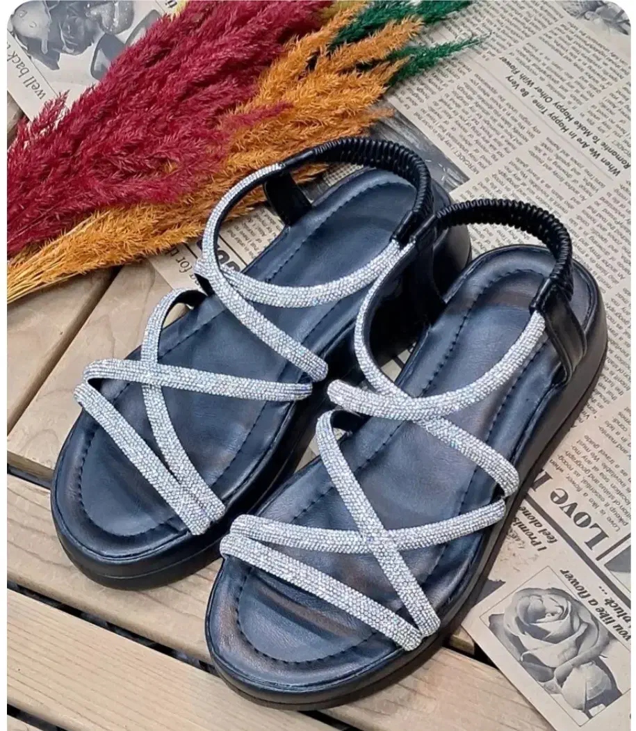 کفش صندل|کیف، کفش، کمربند|کهنوج, |دیوار