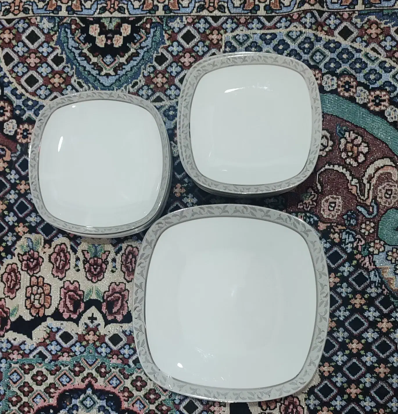 ست هشت نفره ظروف چینی|ظروف سرو و پذیرایی|خرم‌آباد, |دیوار