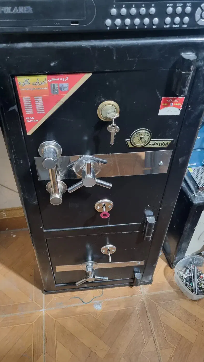 دو عدد گاوصندوق کوچک و بزرگ گاوصندوق|حراج|فردیس, شهرک ارم|دیوار