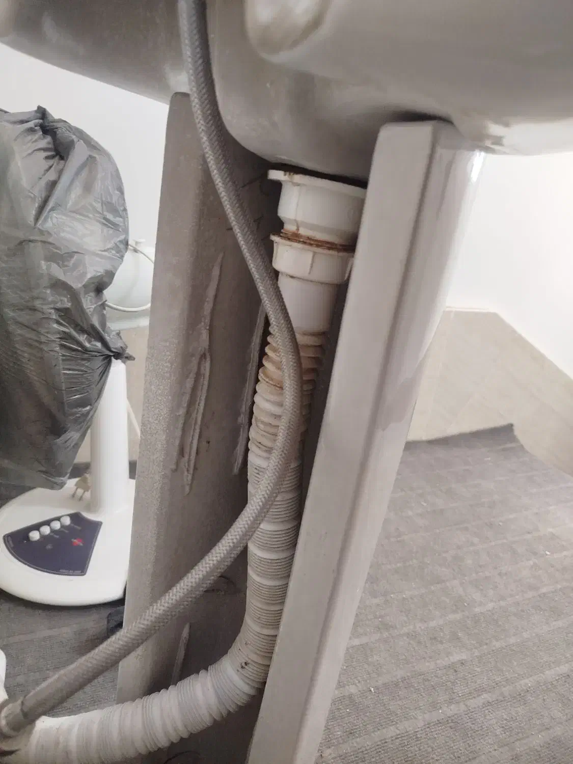 سنگ دستشور و شیر آب جنس درجه یک|لوازم سرویس بهداشتی|تربت جام, شهرک معلم|دیوار