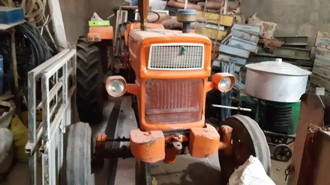 تراکتور رومانی|خودرو سنگین|بیرانوند, |دیوار