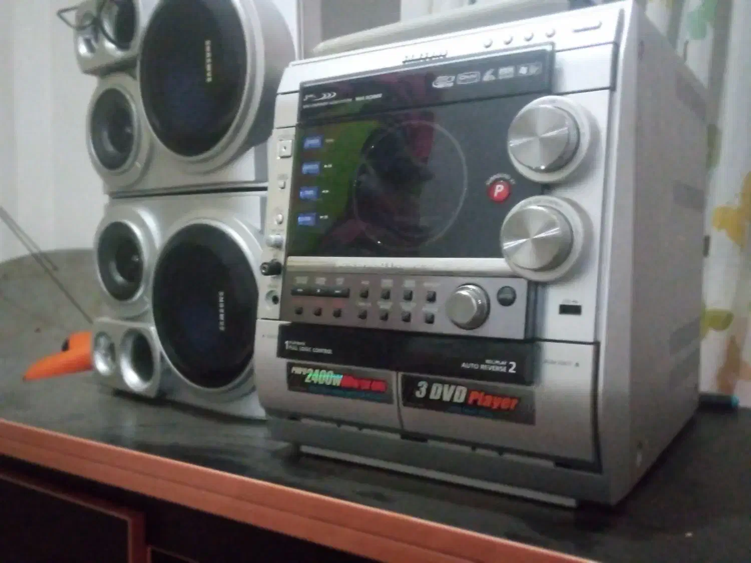 ضبط سامسونگ فلش خور سالم سالم|سیستم صوتی خانگی|رودسر, |دیوار