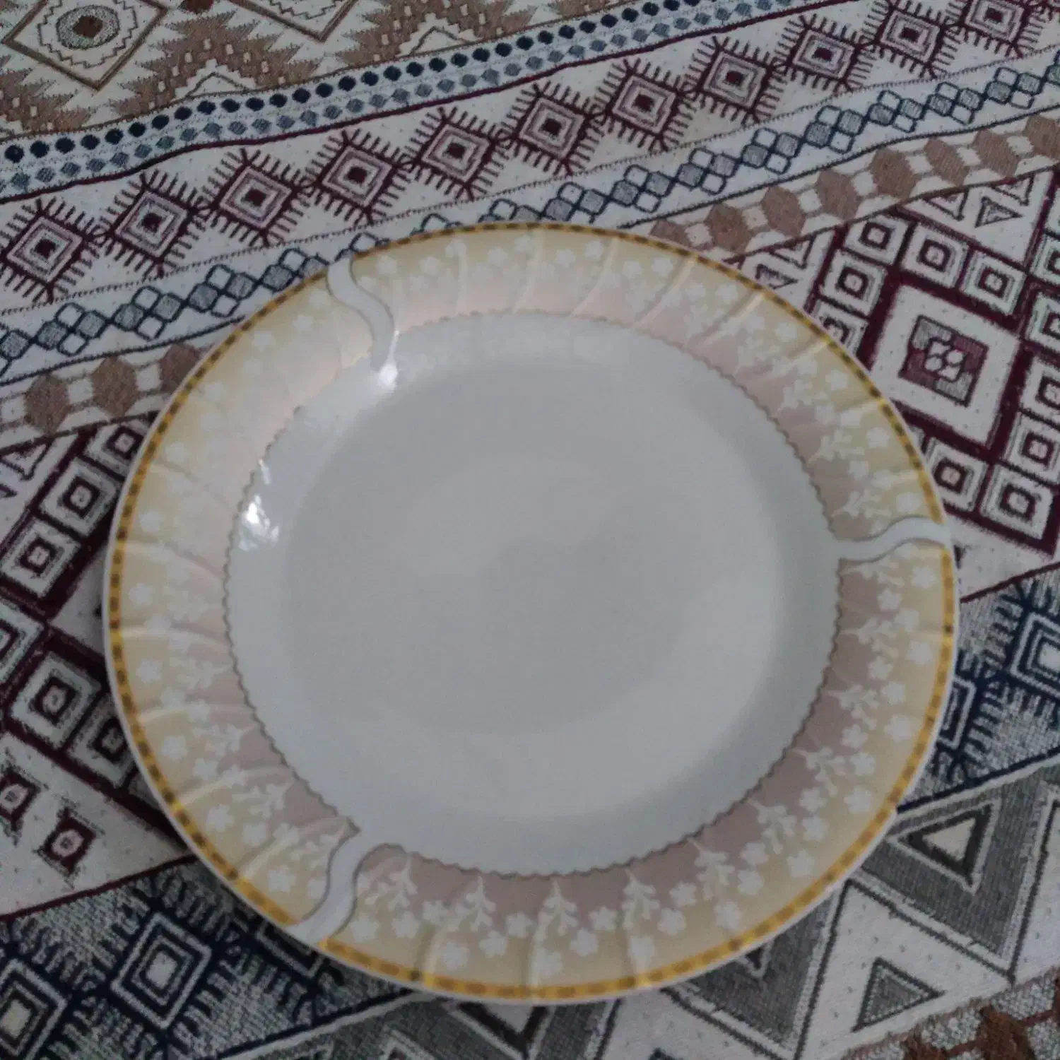 بشقاب|ظروف سرو و پذیرایی|پارسآباد, |دیوار