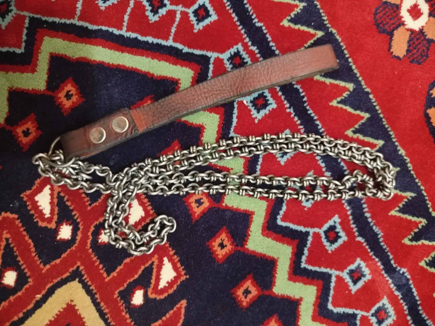 زنجیر سیمی|ابزارآلات|مرودشت, استادیوم‎|دیوار