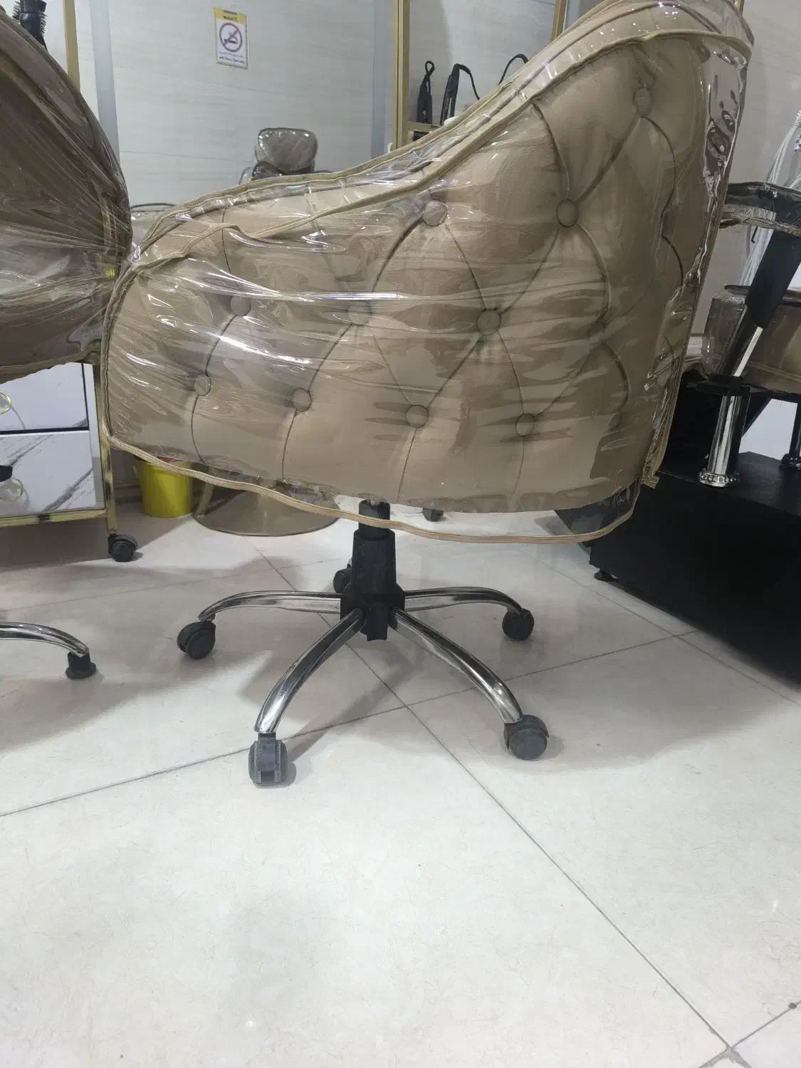 صندلی آرایشگاه|آرایشگاه و سالنهای زیبایی|قرچک, میرزائی جنوبی|دیوار