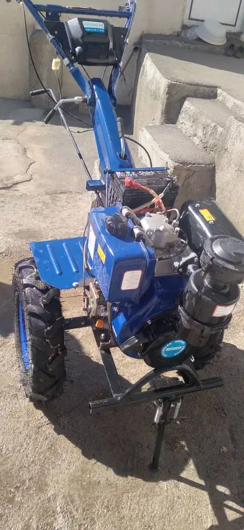 شخم با تیلر کشاورزی دوازده اسب پرقدرت|خدمات باغبانی و درختکاری|مرند, |دیوار