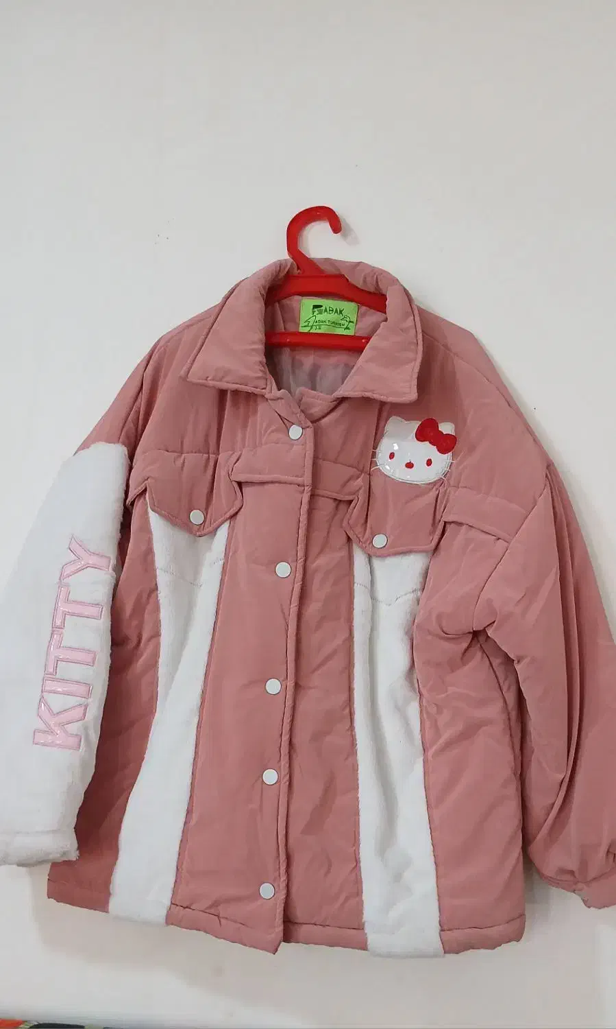 تعدادی پالتو و کاپشن شیک|لباس|بروجرد, |دیوار