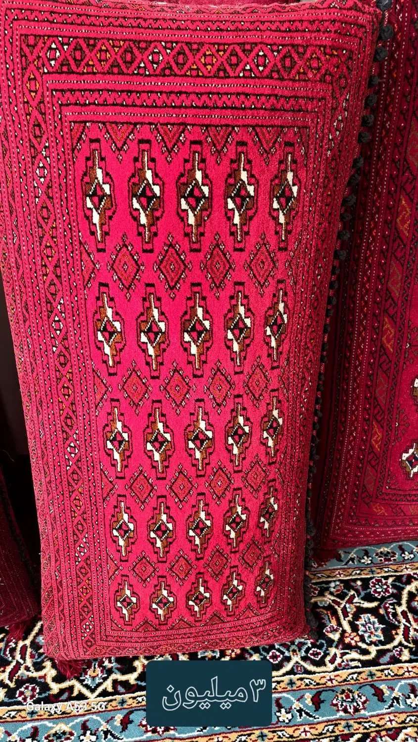 یک جفت پشتی دستی|پشتی|مشهد, حرم مطهر رضوی|دیوار