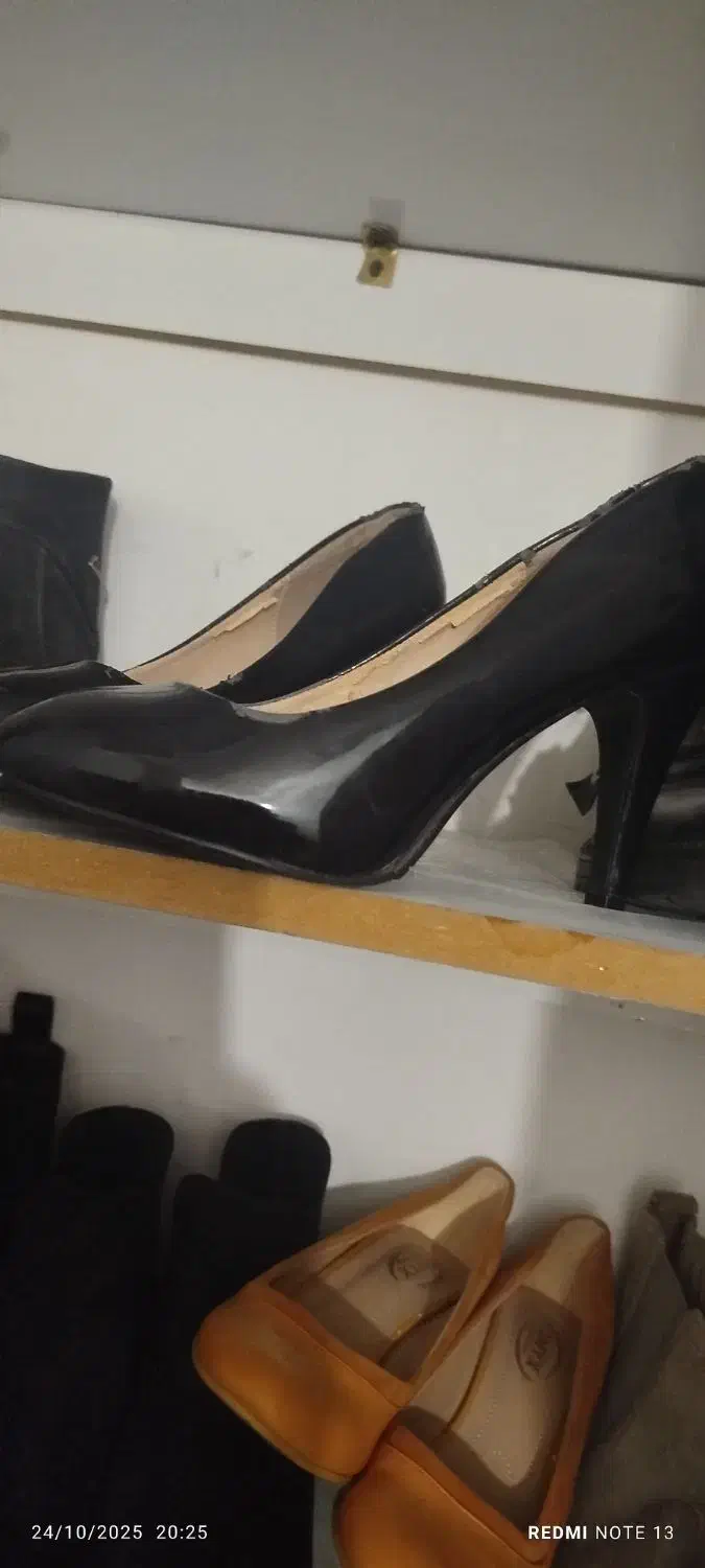 وسایل|کیف، کفش، کمربند|جوانرود, |دیوار