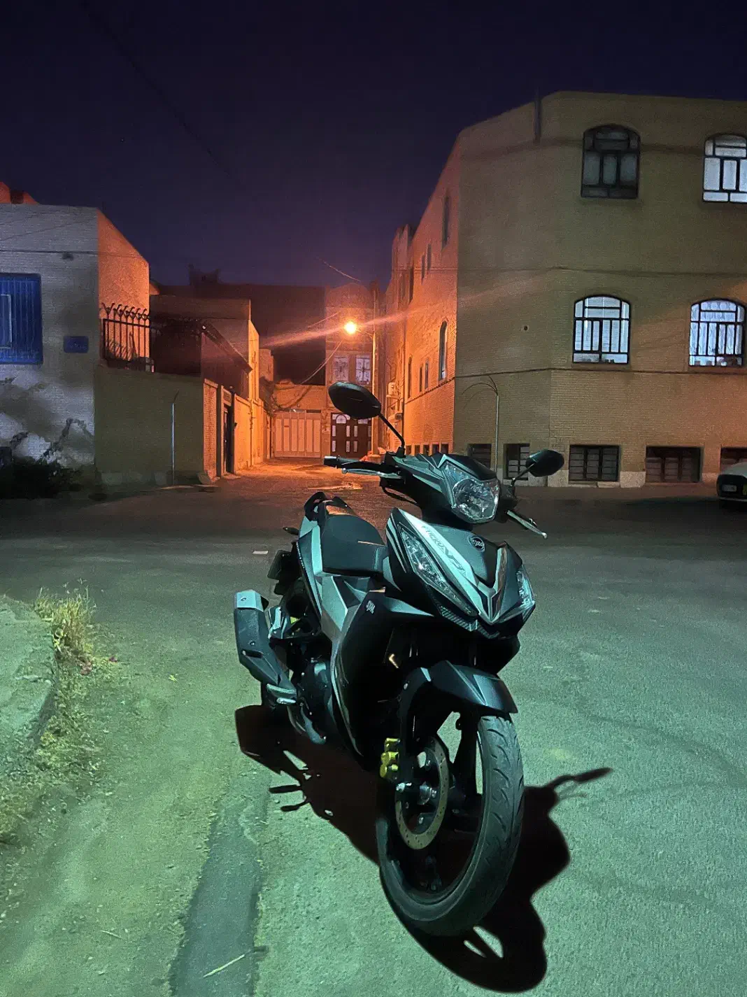 لاکی ۱۸۵|موتورسیکلت|یزد, |دیوار