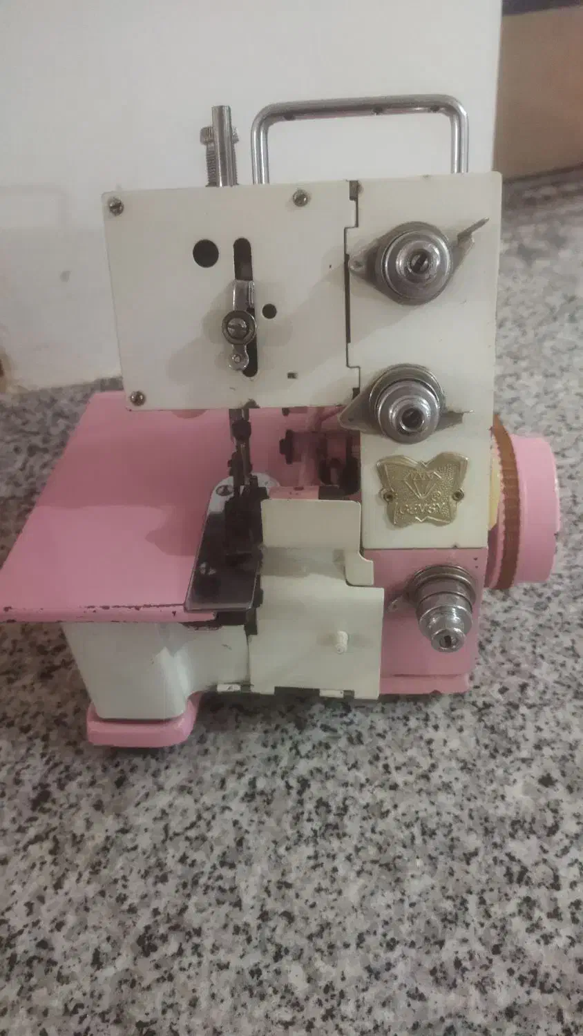 فروش چرخ خیاطی ژانومه وچرخ سردوز در حدنو|چرخ خیاطی و ریسندگی|قیروکارزین, |دیوار