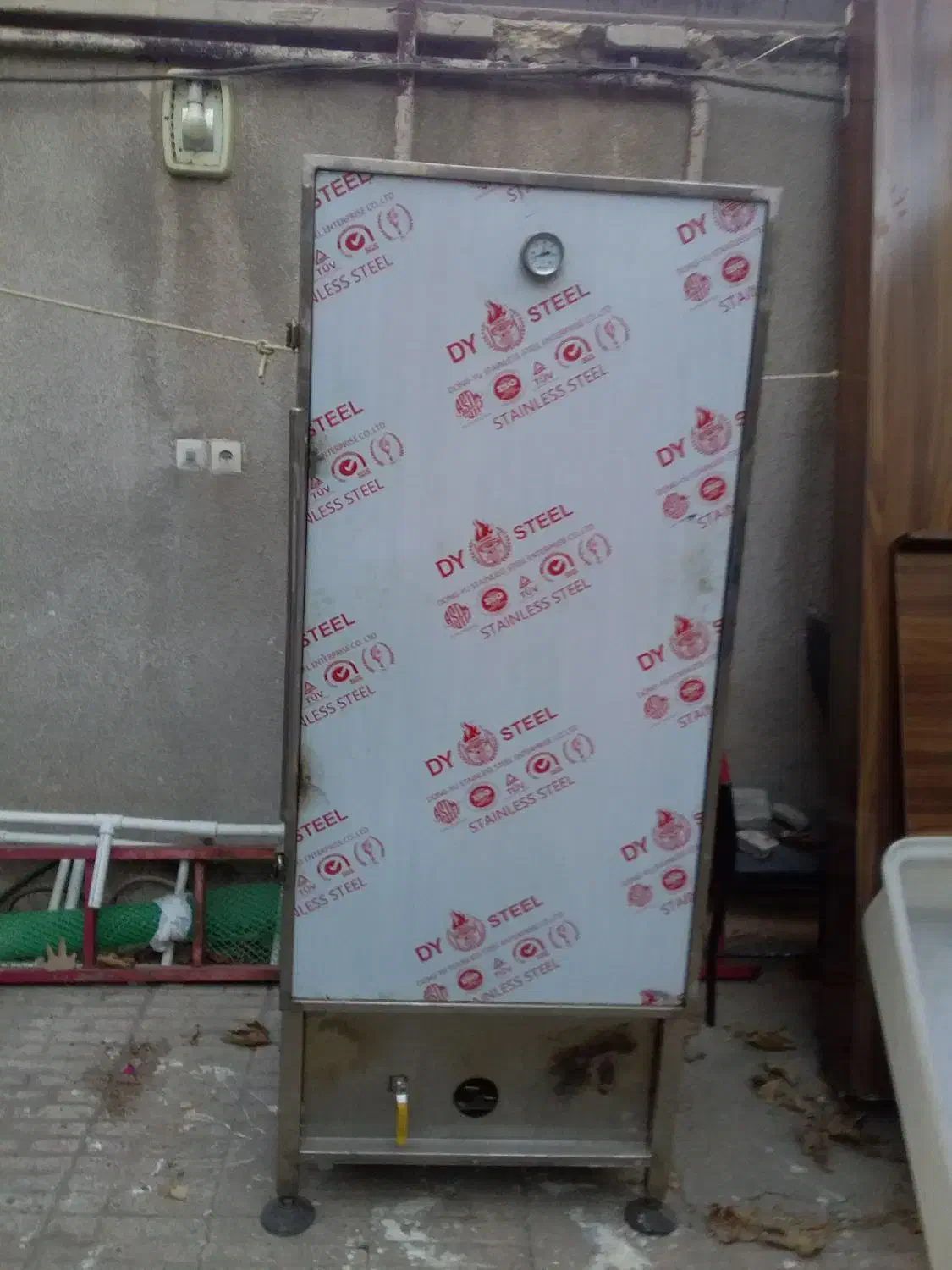 یک عدد.کانت ویک عدد بخارپز تمام استیل.|کافی‌شاپ و رستوران|مشهد, هدایت|دیوار