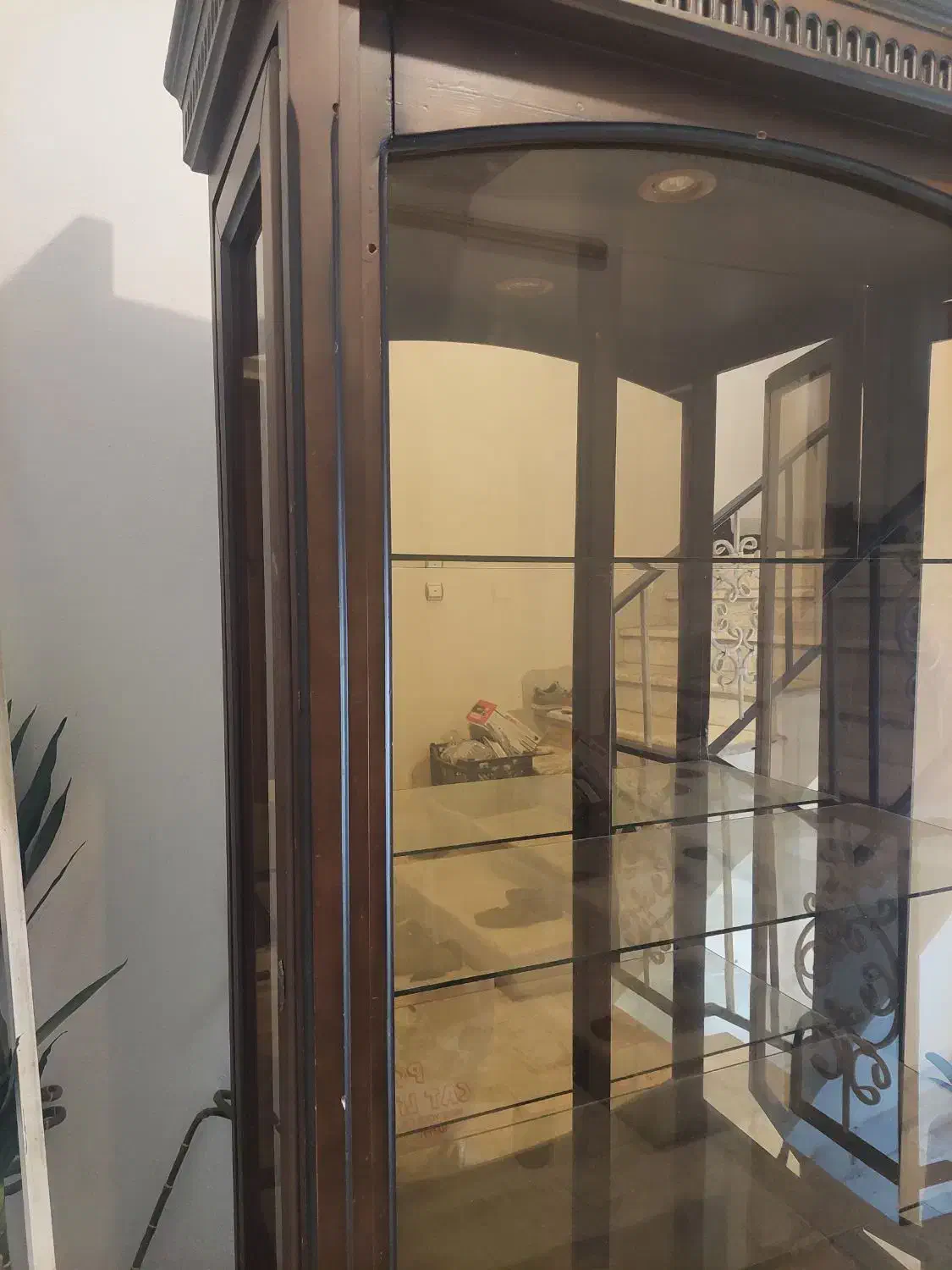 ویترین چوبی|بوفه، ویترین، کنسول|رشت, چله خانه|دیوار