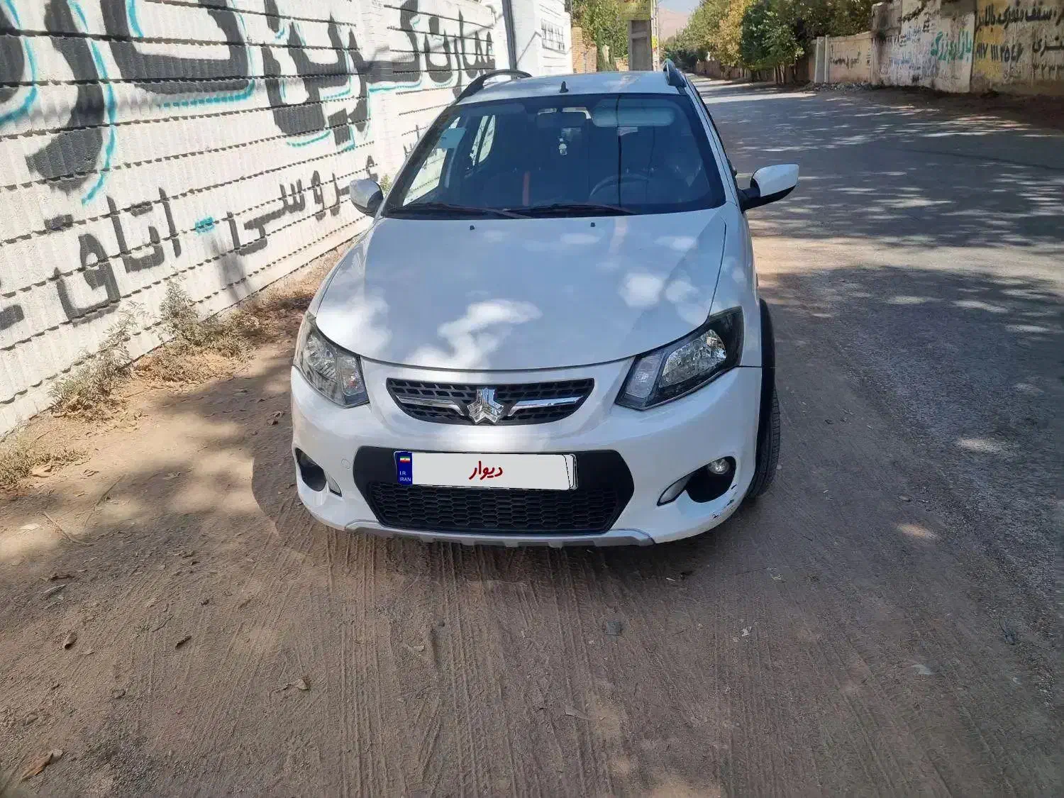 کوییک ساده سفید 1401 با سرویس کامل|خودرو سواری و وانت|شیراز, کوی زهرا|دیوار