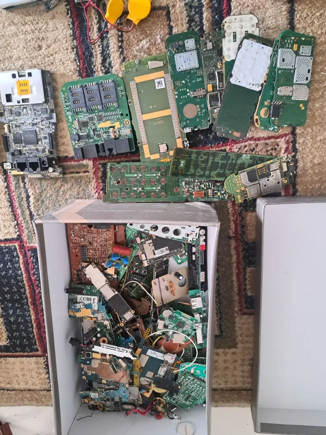 تعدادی گوشی نوستالژی  تبلت و برد گوشی قدیمی|تبلت|تهران, المهدی|دیوار