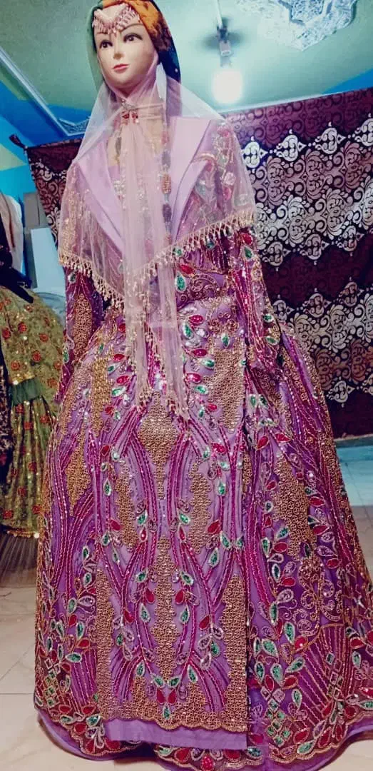 لباس نو|لباس|داراب, |دیوار