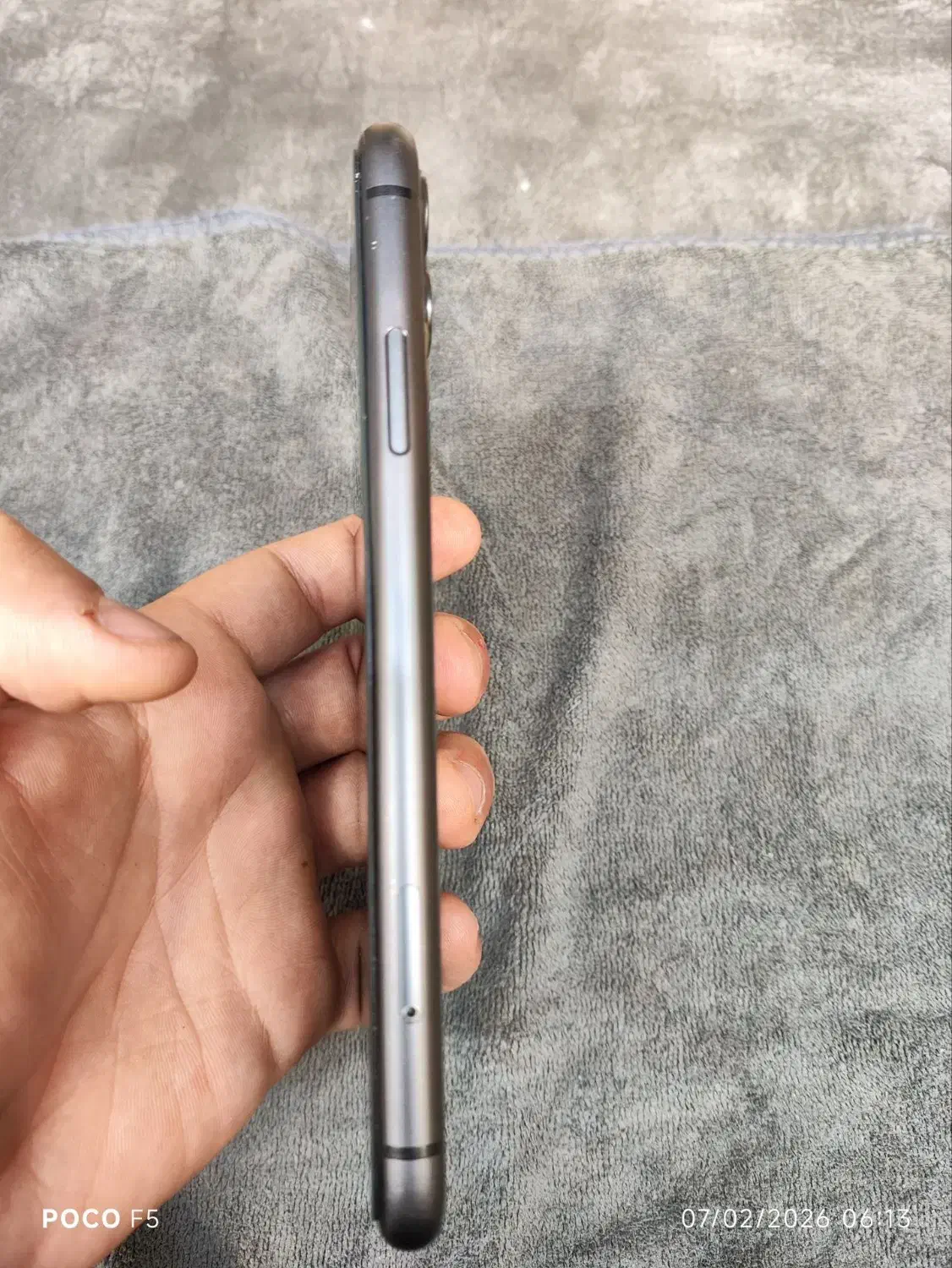 گوشی آیفون ۱۱نرمال|موبایل|قم, شاه ابراهیم|دیوار