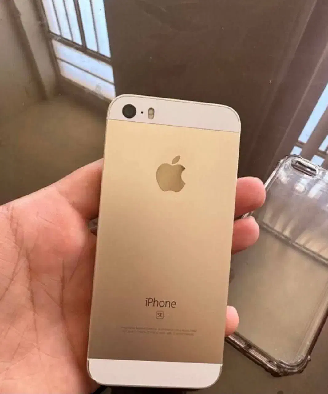 iPhone se 64gig|موبایل|تهران, شهرک پردیسان|دیوار