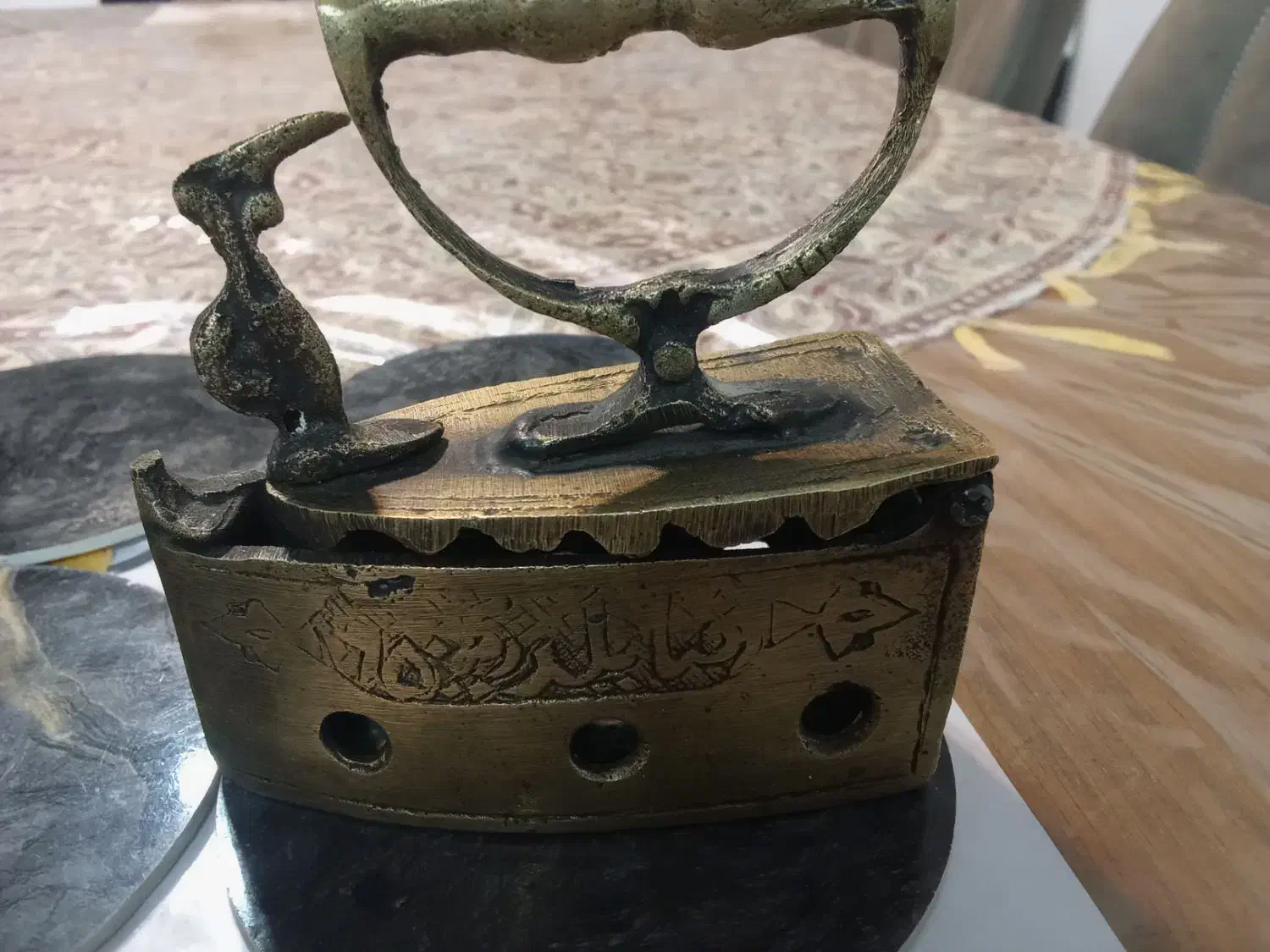 اطو ذغالی عتیقه|مجسمه، تندیس، ماکت|چهارباغ, |دیوار