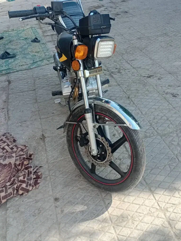 موتور 200لیفان|موتورسیکلت|بندرعباس, |دیوار