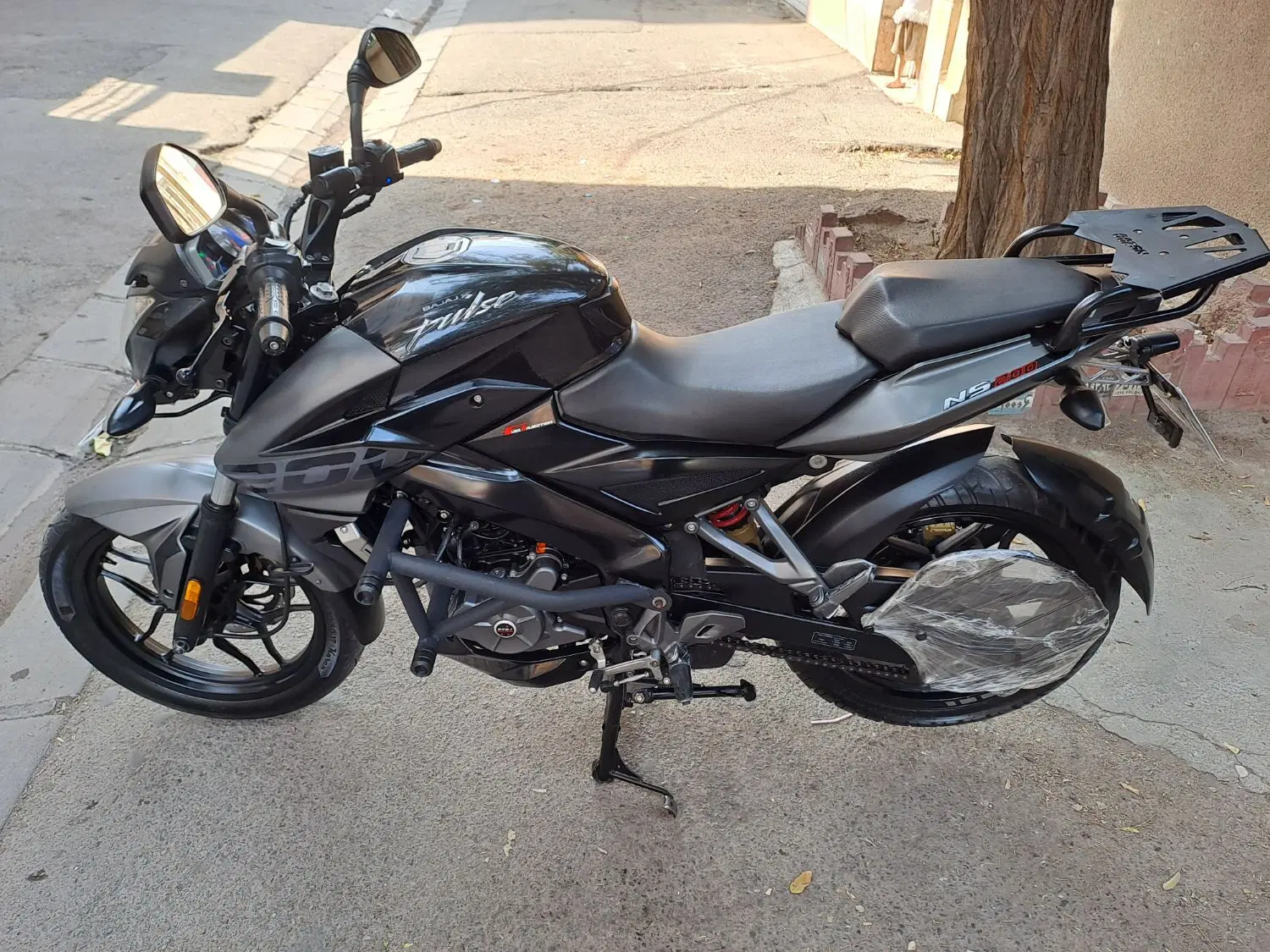 ns200 مدل 97|موتورسیکلت|اندیشه, اندیشه فاز ۳|دیوار