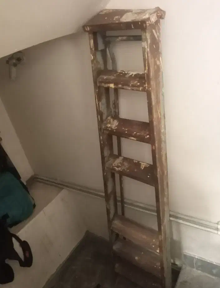 نردبان چارپایه|ابزارآلات|تبریز, |دیوار