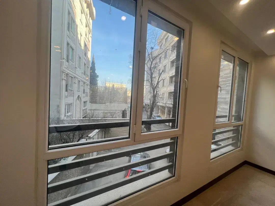 آپارتمان 83متر یه خواب ساختمان اداری مسکونی