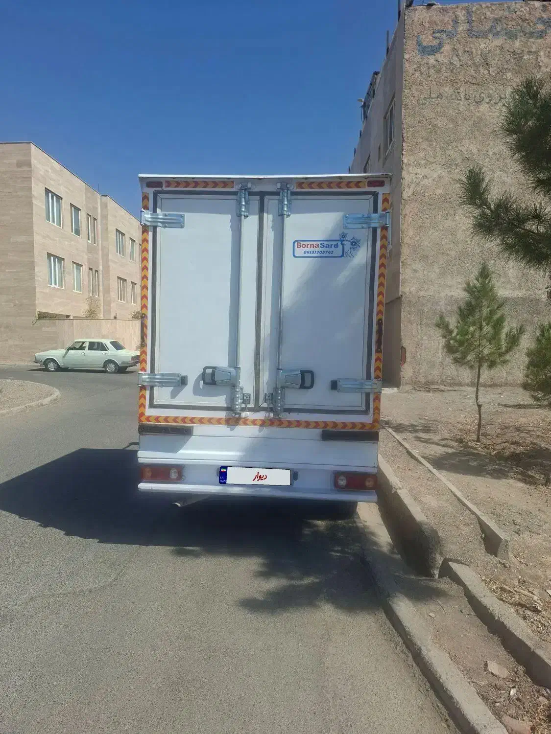 نیسان یخچالدار|خودرو سواری و وانت|بیرجند, |دیوار