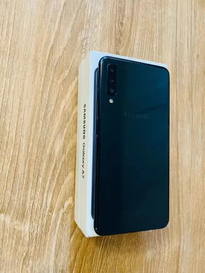 Samsung Galaxy A7 /حافظه 128/ دوسیم کارت/ درحد آک|موبایل|اهواز, زیتون کارمندی|دیوار