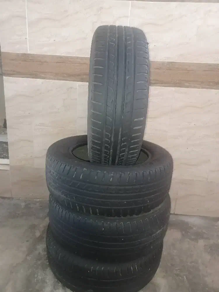 لاستیک ۲۰۵R 15 کویر|قطعات یدکی و لوازم جانبی|رشت, کوی عرفان|دیوار