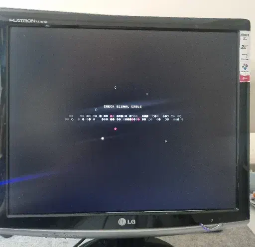 مانیتو ال جی LG مدل L1755TQ|قطعات و لوازم جانبی رایانه|تهران, مرزداران|دیوار