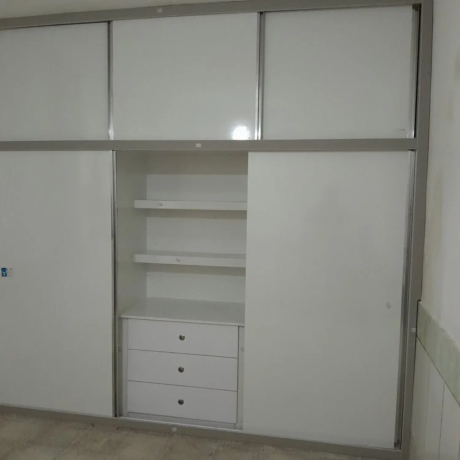 طراحی واجرا ی کابینت و کمد|خدمات پیشه و مهارت|شهرکرد, |دیوار