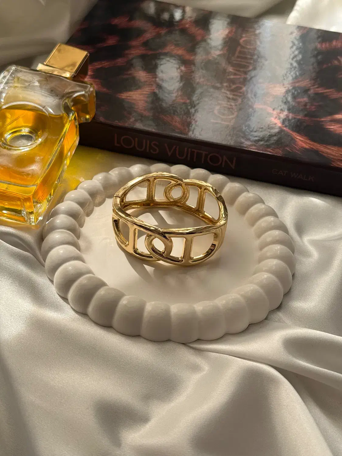 اکسسوری ژوپینگ|جواهرات|قم, باجک سه|دیوار