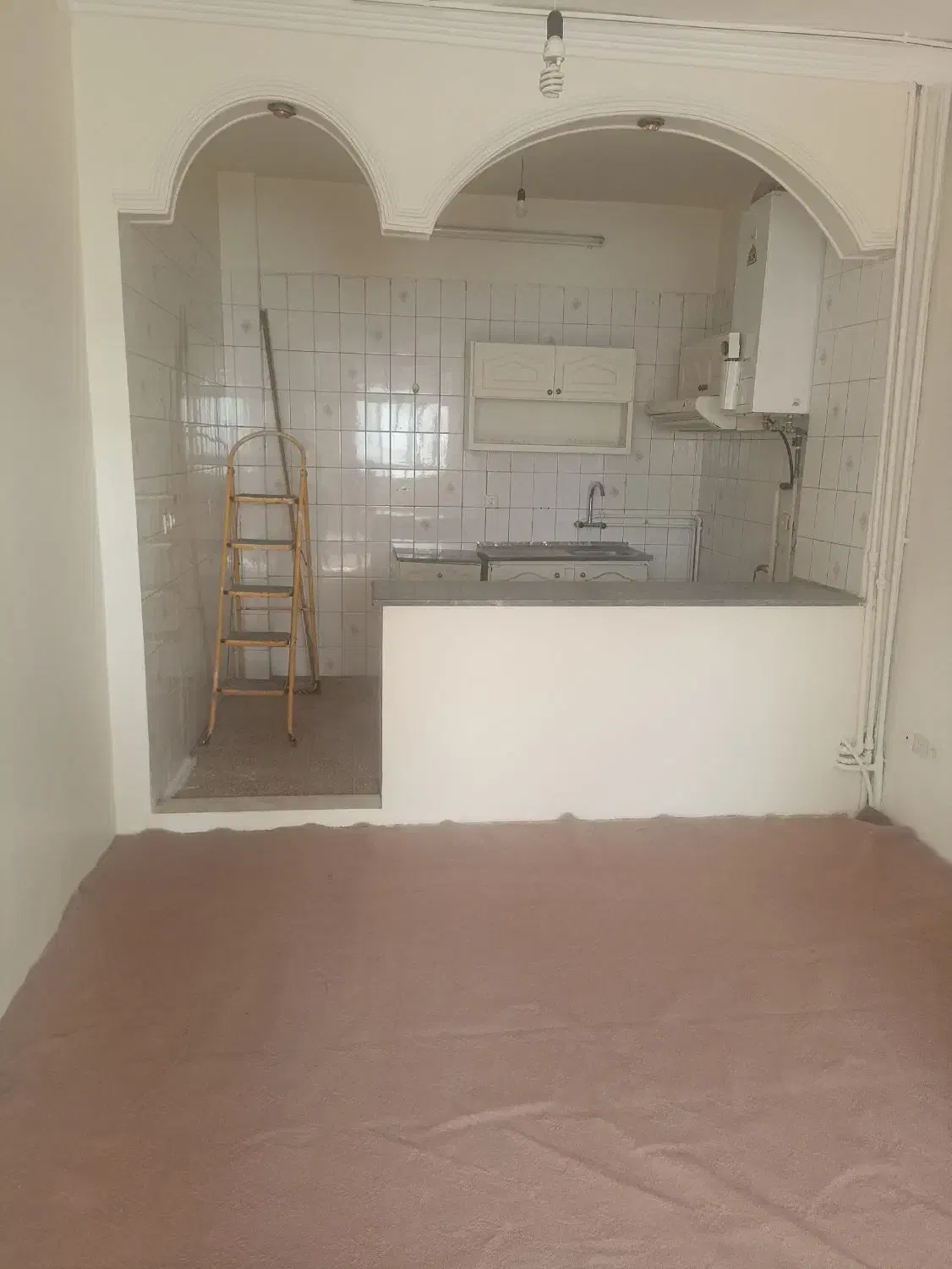 آپارتمان ۶۰مترنورگیرعالی بهترین محل نازی آباد