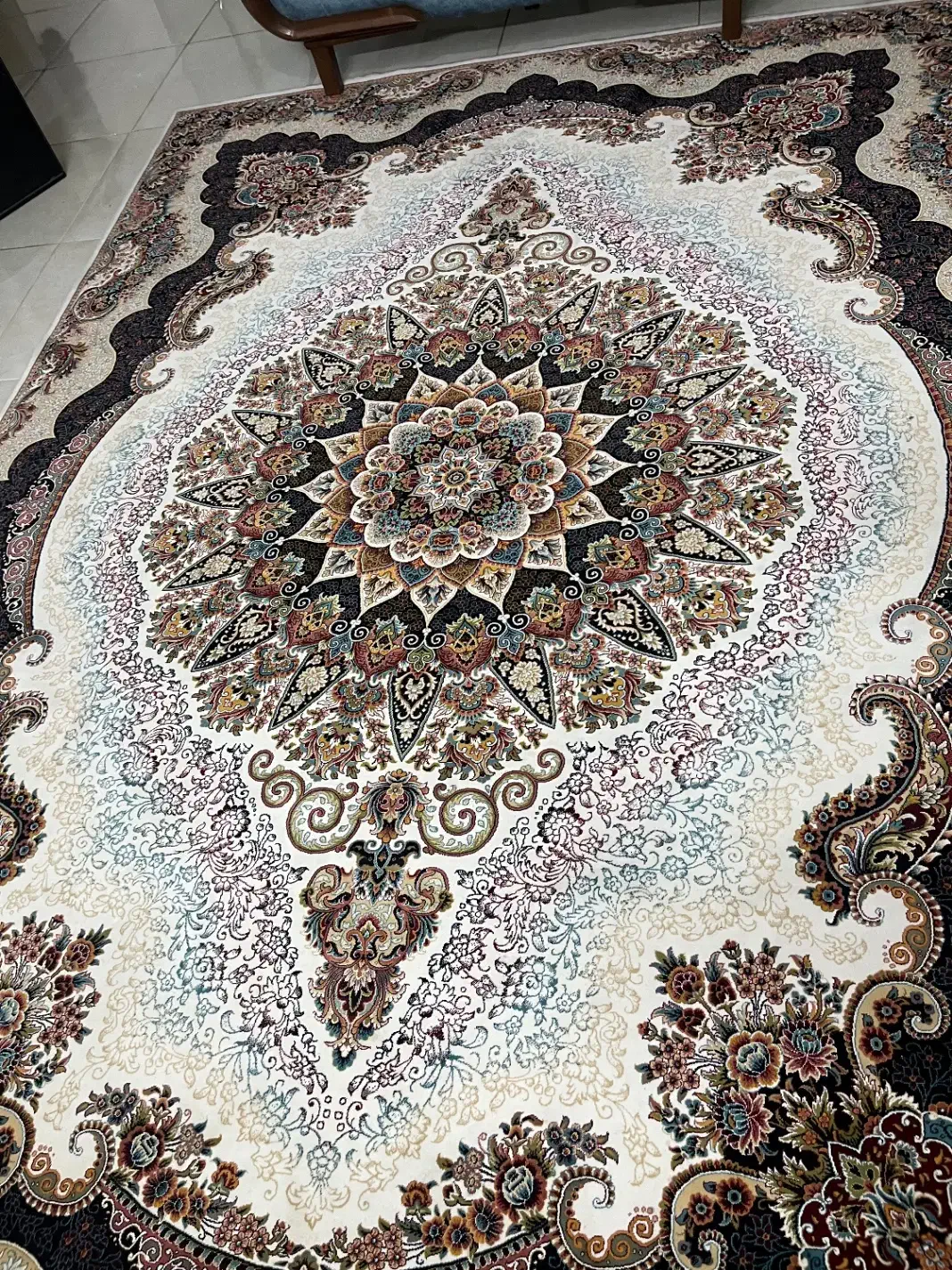 فرش ۹ متری|فرش|رباطکریم, رباطکریم|دیوار