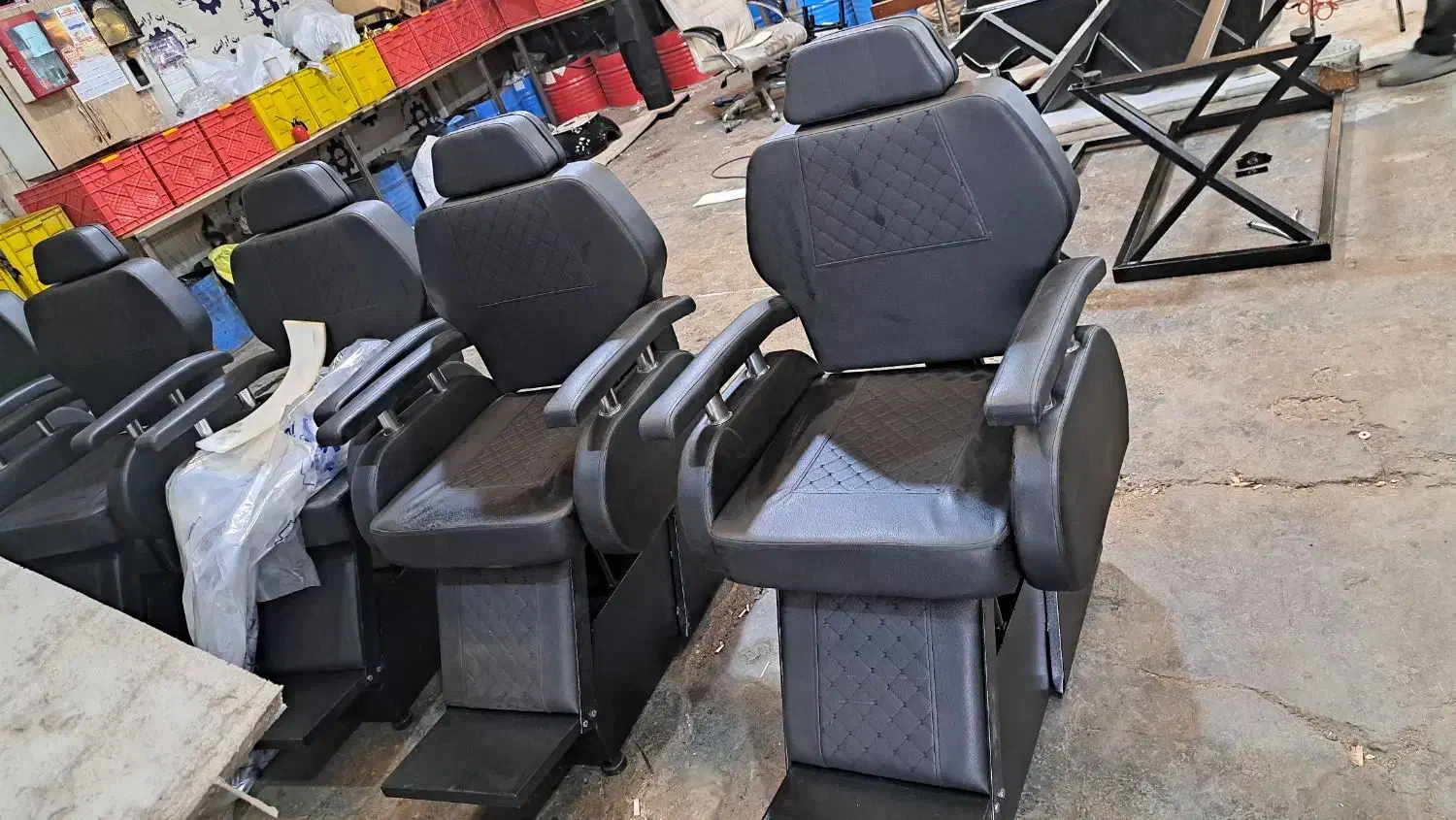 صندلی ارایشگاه ایناز|آرایشگاه و سالنهای زیبایی|بندرعباس, |دیوار