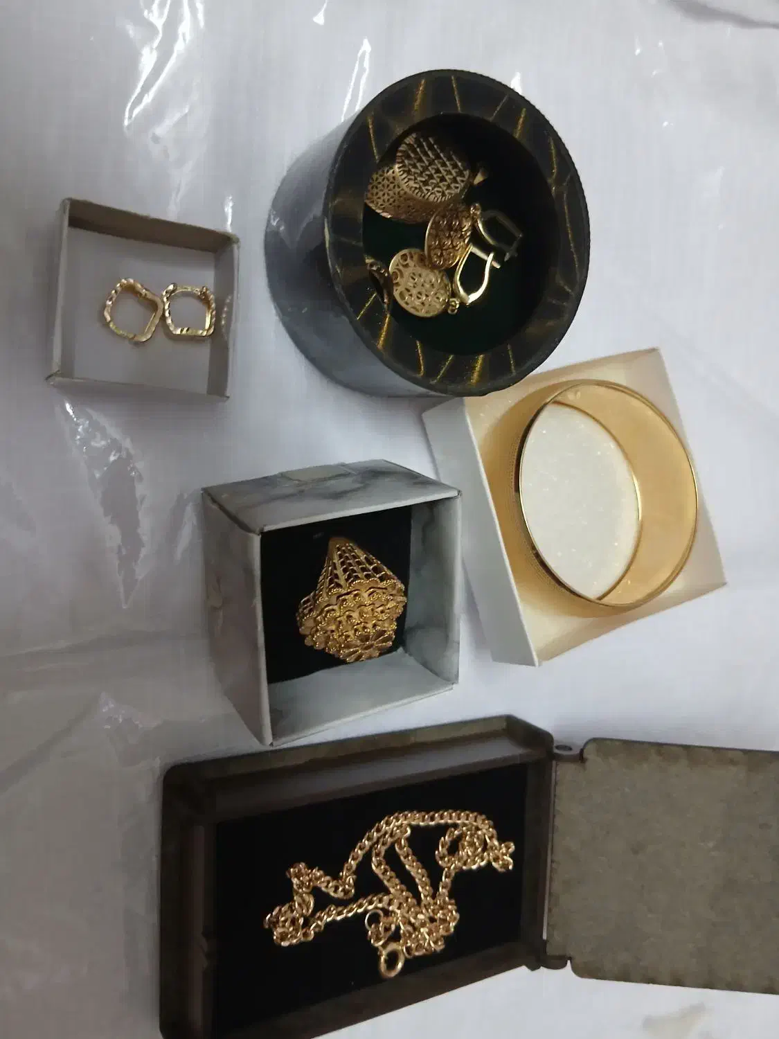 جواهرت|جواهرات|قم, تولید دارو و یخچال|دیوار