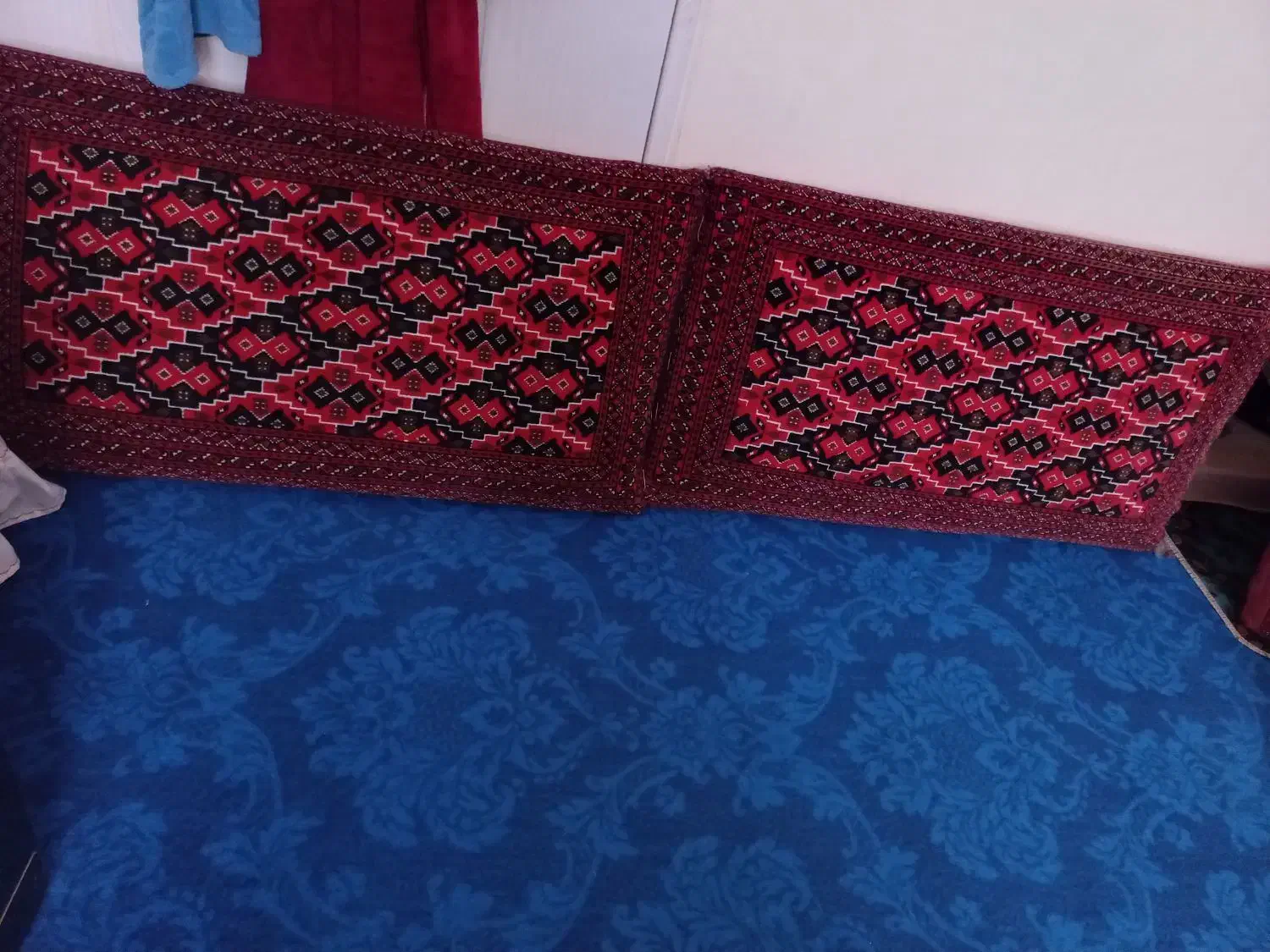 پشتی ۵عدد در حد نو تمیز|پشتی|بومهن, |دیوار