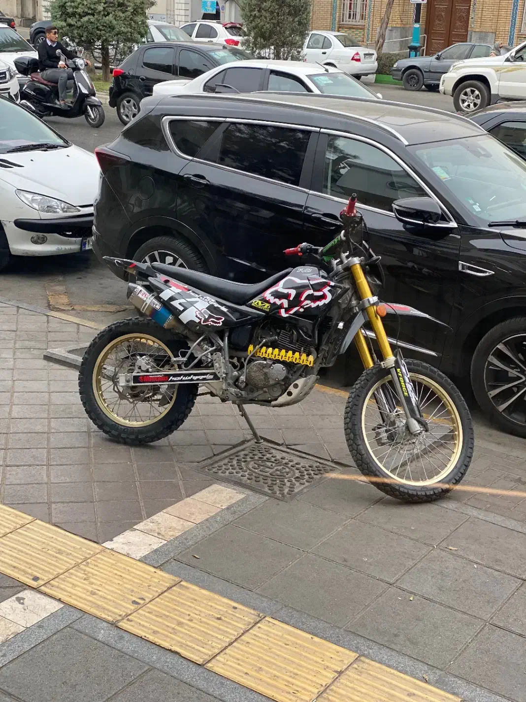 موتور روان ۱۴۰۰|موتورسیکلت|مشهد, سجاد شهر|دیوار